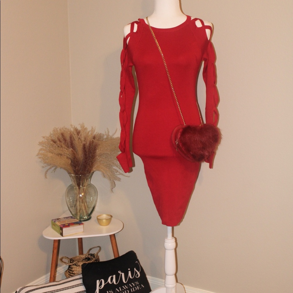 Crisscross Sleeve Red Bodycon Dress
